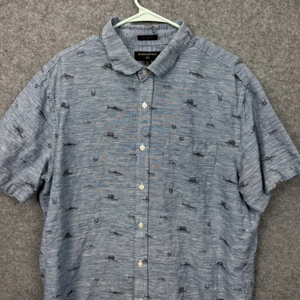 Banana Republic Mens XL Blue Linen Cotton Shark Print Slim Fit Button Down Shirt